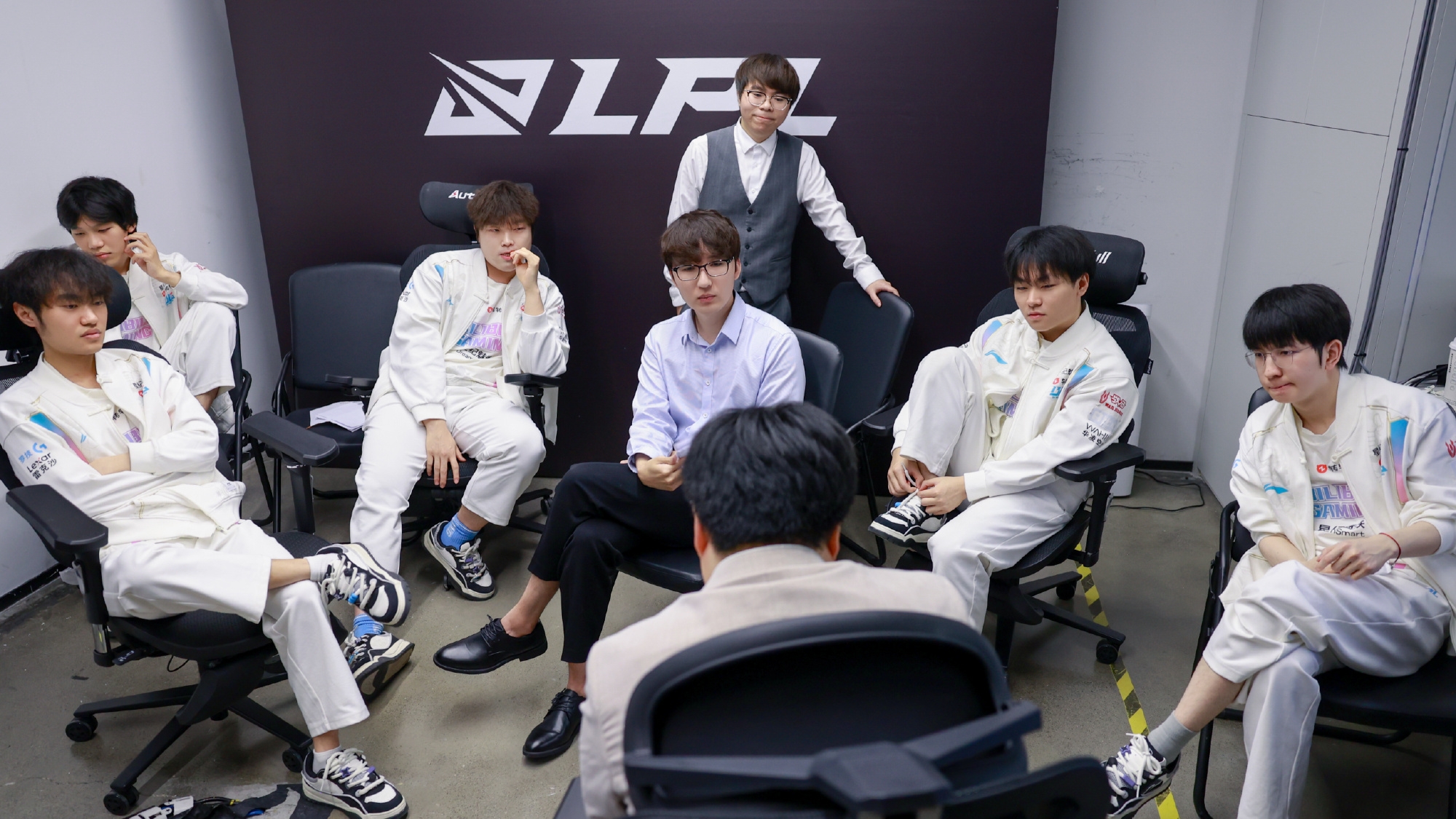 FNC翻盘SKGaming，Viper攻防两端统治比赛顶尖较量2025世界赛，点燃全场激情的简单介绍