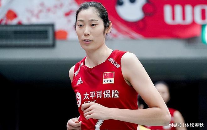 中国轻取波兰，加维状态火热