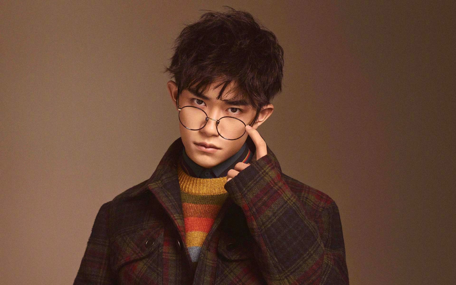 当引擎轰鸣遇见终场哨响,一场体育迷的平行时空狂欢